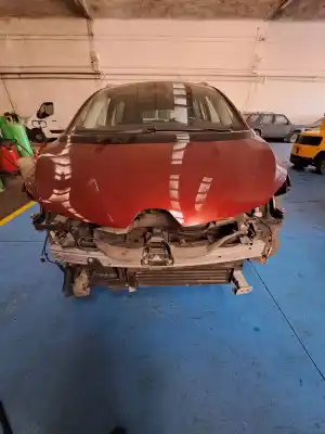 Veículo de Sucata renault grand scénic ii (jm0/1_) 1.6 do ano 2004 alimentado 