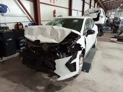 Утилизация автомобиля RENAULT CLIO V INTENS года 2024 питание 