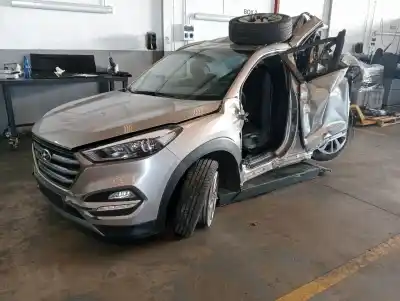 Verschrottungsfahrzeug HYUNDAI TUCSON  des Jahres 2015 angetrieben D4FD