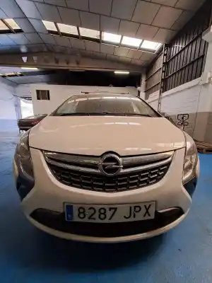 Vehículo de desguace OPEL ZAFIRA (C)  del año 2016 con motor B16DTJ