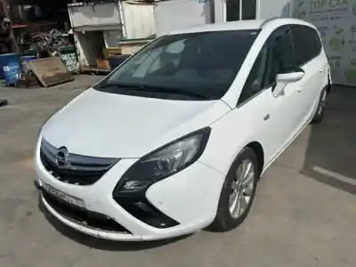 Здавання транспортного засобу OPEL ZAFIRA TOURER Excellence року 2001 потужний B16DTH