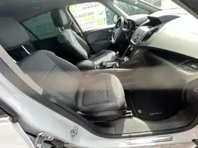 Vehicul casat opel zafira tourer excellence al anului 2001 alimentat b16dth