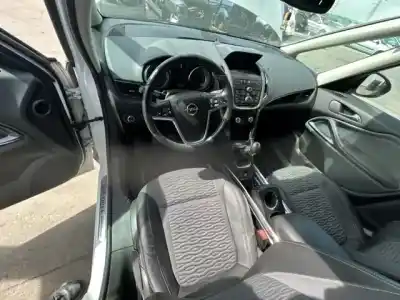 Vehicul casat opel zafira tourer excellence al anului 2001 alimentat b16dth