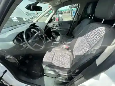 Vehicul casat opel zafira tourer excellence al anului 2001 alimentat b16dth