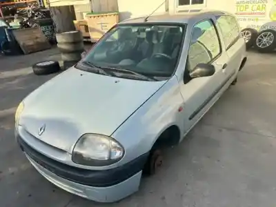Утилизация автомобиля renault clio ii fase i (b/cbo) 1.4 alize 75 cv / 55 kw года 2001 питание e7j634