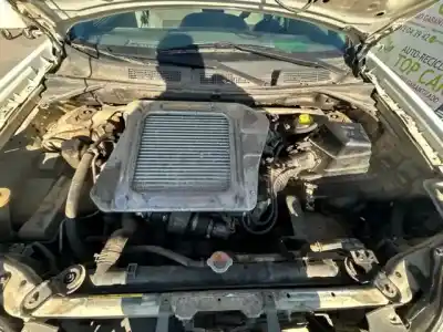 Veículo de Sucata nissan x-trail (t30) comfort plus do ano 2001 alimentado yd22eti