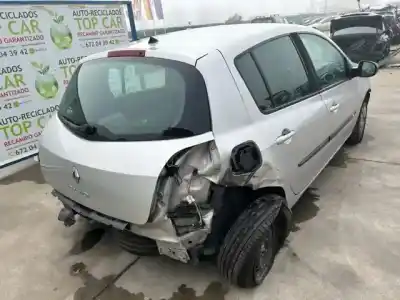 Scrapping Vehicle renault clio iii pack authentique of the year 2005 powered k9k 766