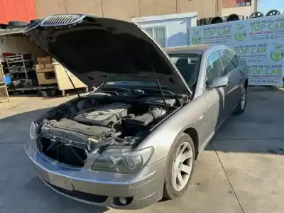 Scrapping Vehicle bmw serie 7 (e65/e66) 730d of the year 2001 powered m57306d3
