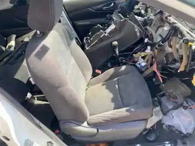 Scrapping Vehicle nissan x-trail (t32) 360 4x4 of the year 2001 powered r9m Scrapping Vehicle nissan x-trail (t32) 360 4x4 of the year 2001 powered r9m