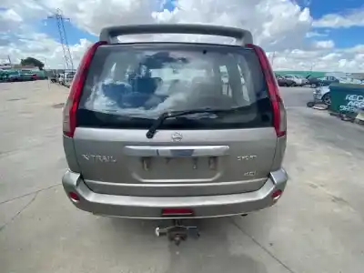 Scrapping Vehicle nissan x-trail (t30) elegance of the year 2001 powered yd22eti
