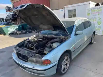 Veículo de Sucata bmw serie 5 berlina (e39) 530d do ano 1995 alimentado 306d1