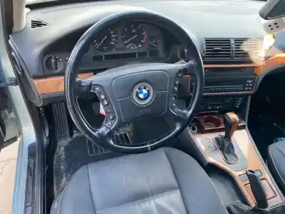 Veículo de Sucata bmw serie 5 berlina (e39) 530d do ano 1995 alimentado 306d1