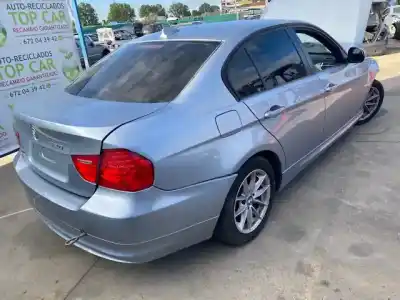Veicolo di demolizione bmw serie 3 berlina (e90) 320d dell'anno 2001 alimentato n47d20c