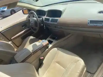 Veículo de Sucata bmw serie 7 (e65/e66) 735i do ano 2001 alimentado n62b36