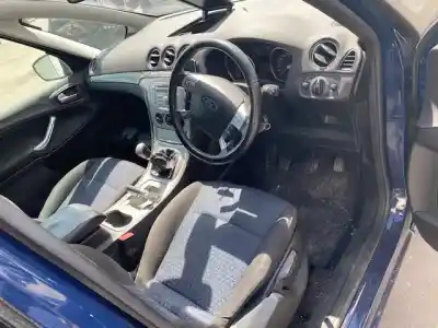 Здавання транспортного засобу ford s-max (ca1) titanium року 2001 потужний aowa Здавання транспортного засобу ford s-max (ca1) titanium року 2001 потужний aowa