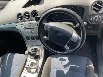 Здавання транспортного засобу ford s-max (ca1) titanium року 2001 потужний aowa Здавання транспортного засобу ford s-max (ca1) titanium року 2001 потужний aowa