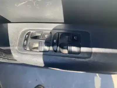 Здавання транспортного засобу porsche cayenne (typ 9pa) s року 2001 потужний m4800