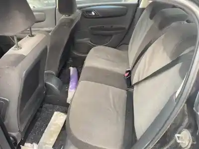 Veículo de Sucata citroen c4 berlina collection do ano 2004 alimentado kfuet3j4