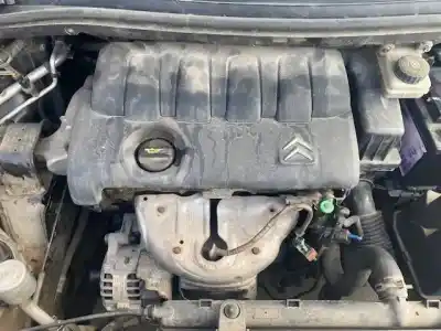 Veículo de Sucata citroen c4 berlina collection do ano 2004 alimentado kfuet3j4