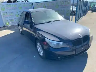 Veículo de Sucata bmw 5 (e60) 520 i do ano 2003 alimentado 226s1
