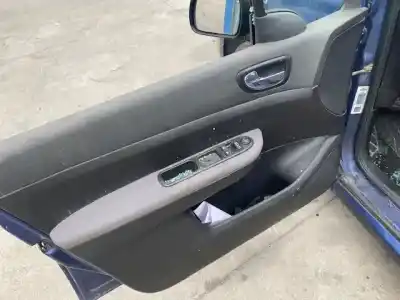 Sloopvoertuig peugeot 307 (s1) xr van het jaar 2001 aangedreven rhy