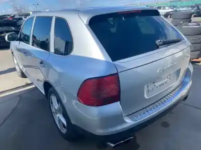 Здавання транспортного засобу porsche cayenne (typ 9pa) s року 2004 потужний m4800