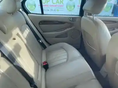 Veículo de Sucata jaguar x-type 2.0 d executive do ano 2001 alimentado 6b