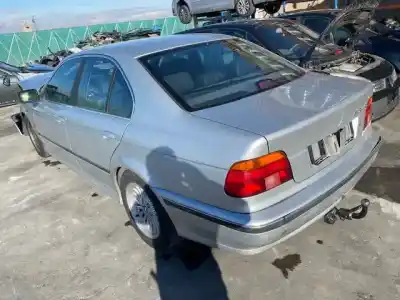 Veículo de Sucata bmw serie 5 berlina (e39) 530d do ano 1995 alimentado 306d1