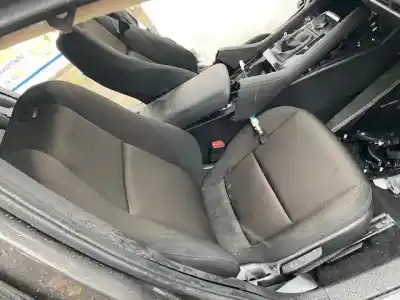 Hurda Aracı mazda 3 berlina (bp) evolution yılın 2001 güçlü pexn