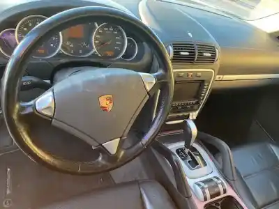 Здавання транспортного засобу porsche cayenne (typ 9pa) s року 2001 потужний m4800