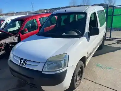 Sloopvoertuig peugeot partner (s2) rancho van het jaar 2002 aangedreven rhydw10td
