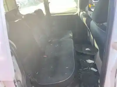 Sloopvoertuig peugeot partner (s2) rancho van het jaar 2002 aangedreven rhydw10td