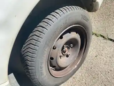 Sloopvoertuig peugeot partner (s2) rancho van het jaar 2002 aangedreven rhydw10td