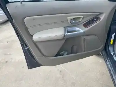 Veículo de Sucata volvo xc90 2.4 diesel cat do ano 2001 alimentado d5244t4