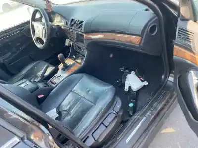 Veículo de Sucata bmw serie 5 berlina (e39) 530d do ano 1995 alimentado 306d1