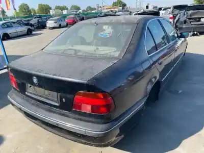 Veículo de Sucata bmw serie 5 berlina (e39) 530d do ano 1995 alimentado 306d1