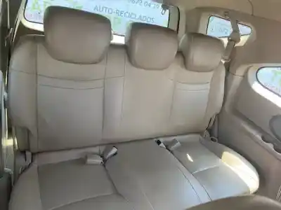 Здавання транспортного засобу ssangyong rodius xdi року 2001 потужний d27dt