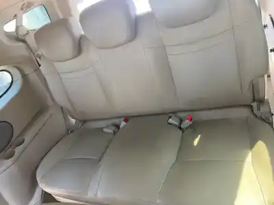 Здавання транспортного засобу ssangyong rodius xdi року 2001 потужний d27dt