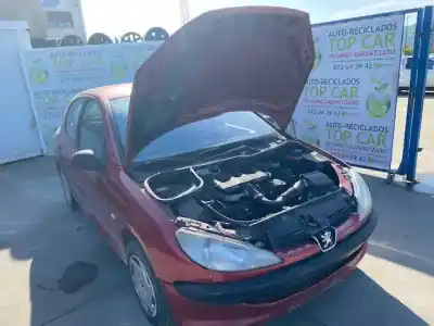 Veículo de Sucata peugeot 206 berlina x-line do ano 1998 alimentado wjy