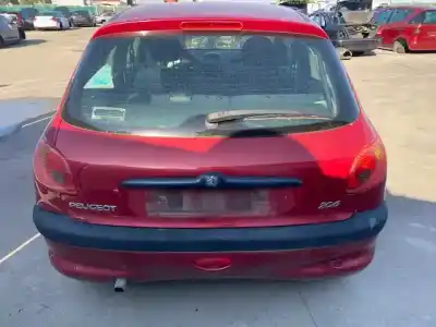 Veículo de Sucata peugeot 206 berlina x-line do ano 1998 alimentado wjy