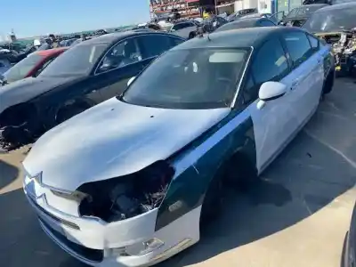 Veículo de Sucata citroen c5 berlina business do ano 2008 alimentado rh01