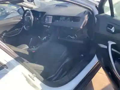 Veículo de Sucata citroen c5 berlina business do ano 2008 alimentado rh01