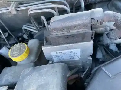 Veicolo di demolizione lancia ypsilon (101) 1.4 16v oro (10.2006->) dell'anno 2003 alimentato 843a1000