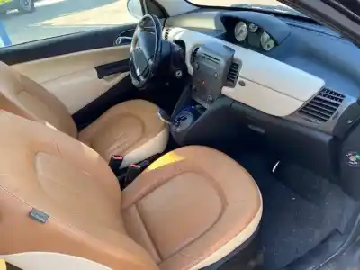 Veicolo di demolizione lancia ypsilon (101) 1.4 16v oro (10.2006->) dell'anno 2003 alimentato 843a1000