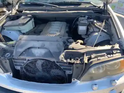 Veículo de Sucata bmw x5 (e53) 3.0d do ano 2000 alimentado m57n 306d2