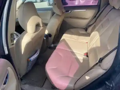 Scrapping Vehicle volvo xc70 2.4 diesel cat of the year 2000 powered d5244t