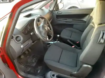 Здавання транспортного засобу mitsubishi colt berlina 3 (cz) 1.1 inform року 2005 потужний 3a91