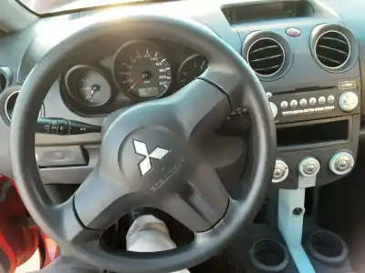 Здавання транспортного засобу mitsubishi colt berlina 3 (cz) 1.1 inform року 2005 потужний 3a91