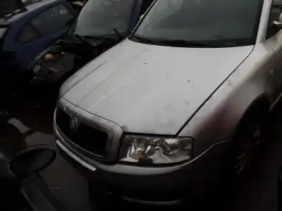 Veículo de Sucata skoda superb (3u4) elegance do ano 2002 alimentado bsv