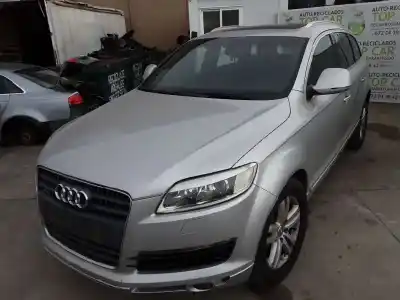 Здавання транспортного засобу audi q7 (4l) 3.0 v6 24v tdi року 2001 потужний bug